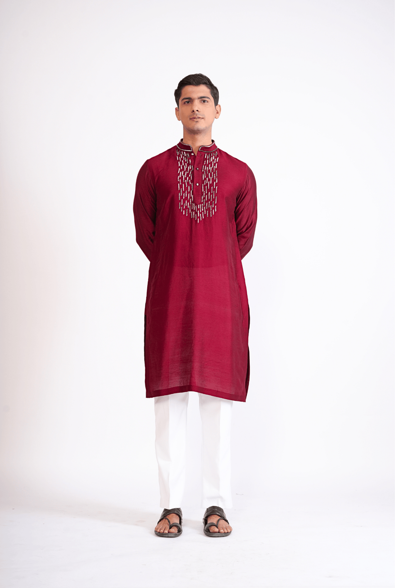 MAROON HAND EMBROIDED KURTA WITH PYJAMA
