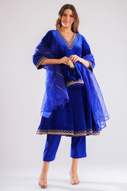 Sapphire Anarkali Set With Potli
