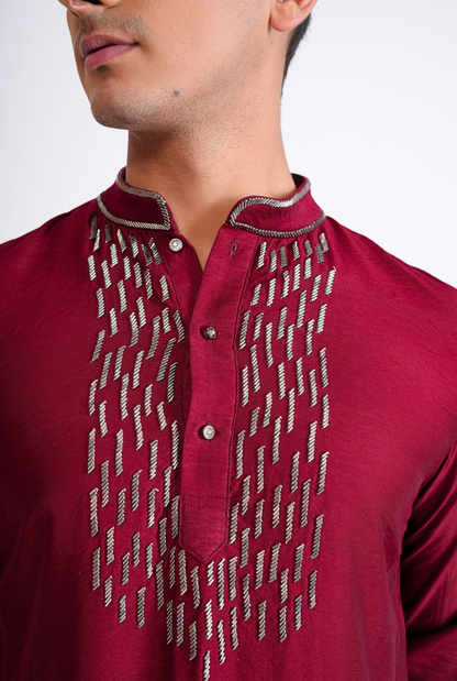 MAROON HAND EMBROIDED KURTA WITH PYJAMA