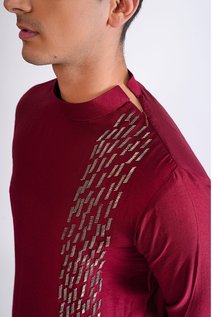 MAROON HAND EMBROIDED KURTA WITH PYJAMA