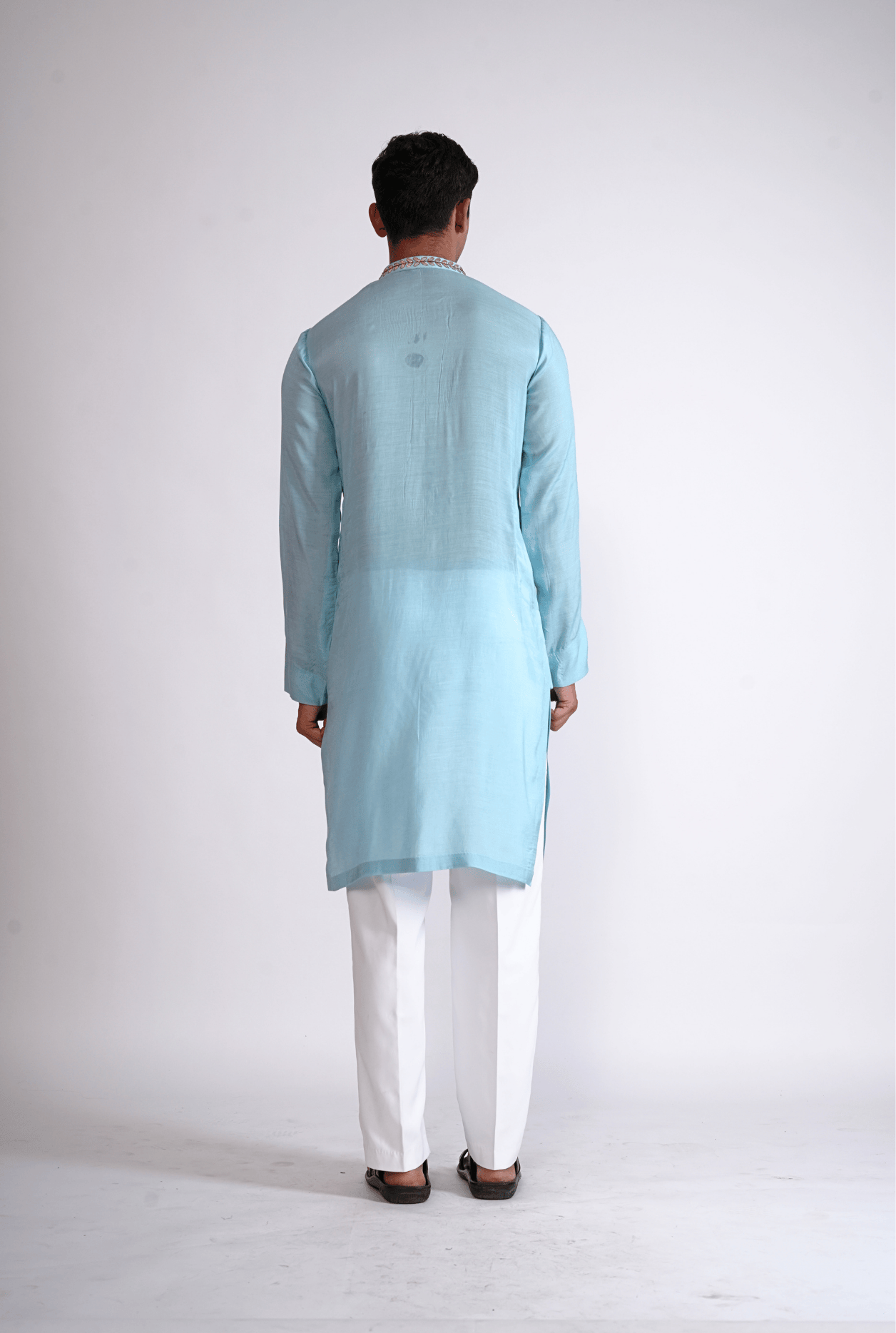 CYAN HAND EMBROIDERED KURTA WITH PYJAMA