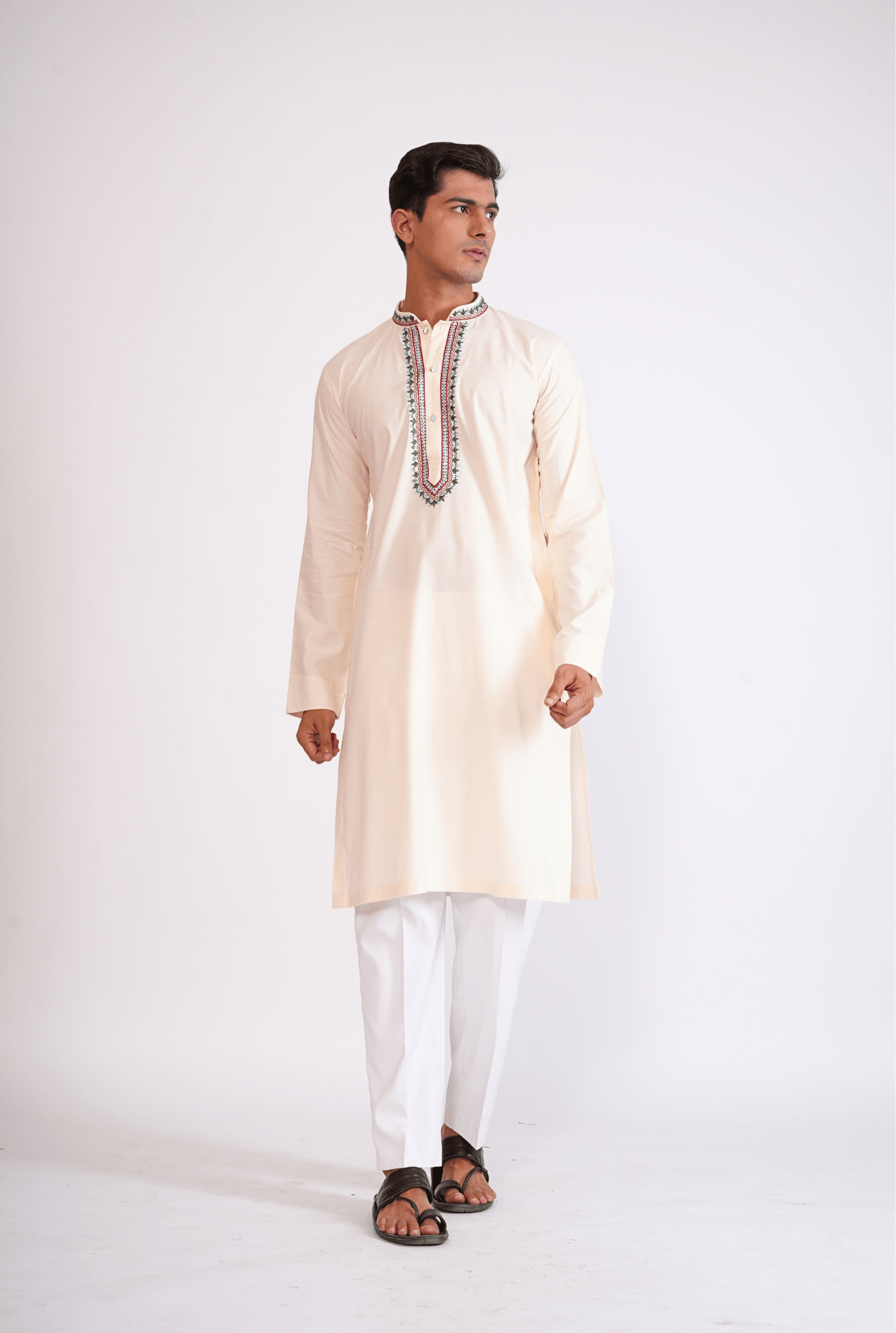 IVORY HAND EMBROIDED KURTA WITH PYJAMA